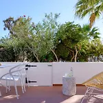 Casa Di Magi * Firá